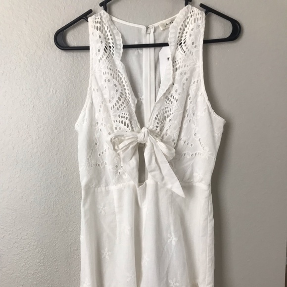 Just U In White Scalloped Romper - Picture 2 of 3